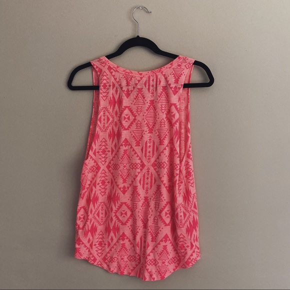 🆕 VS PINK | Neon Pink Aztec/Tribal Tank - Picture 4 of 5
